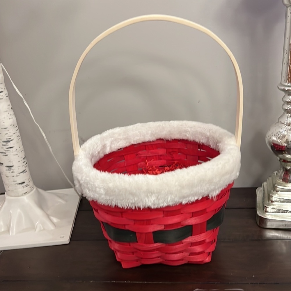 Santa wicker basket - Picture 3 of 6